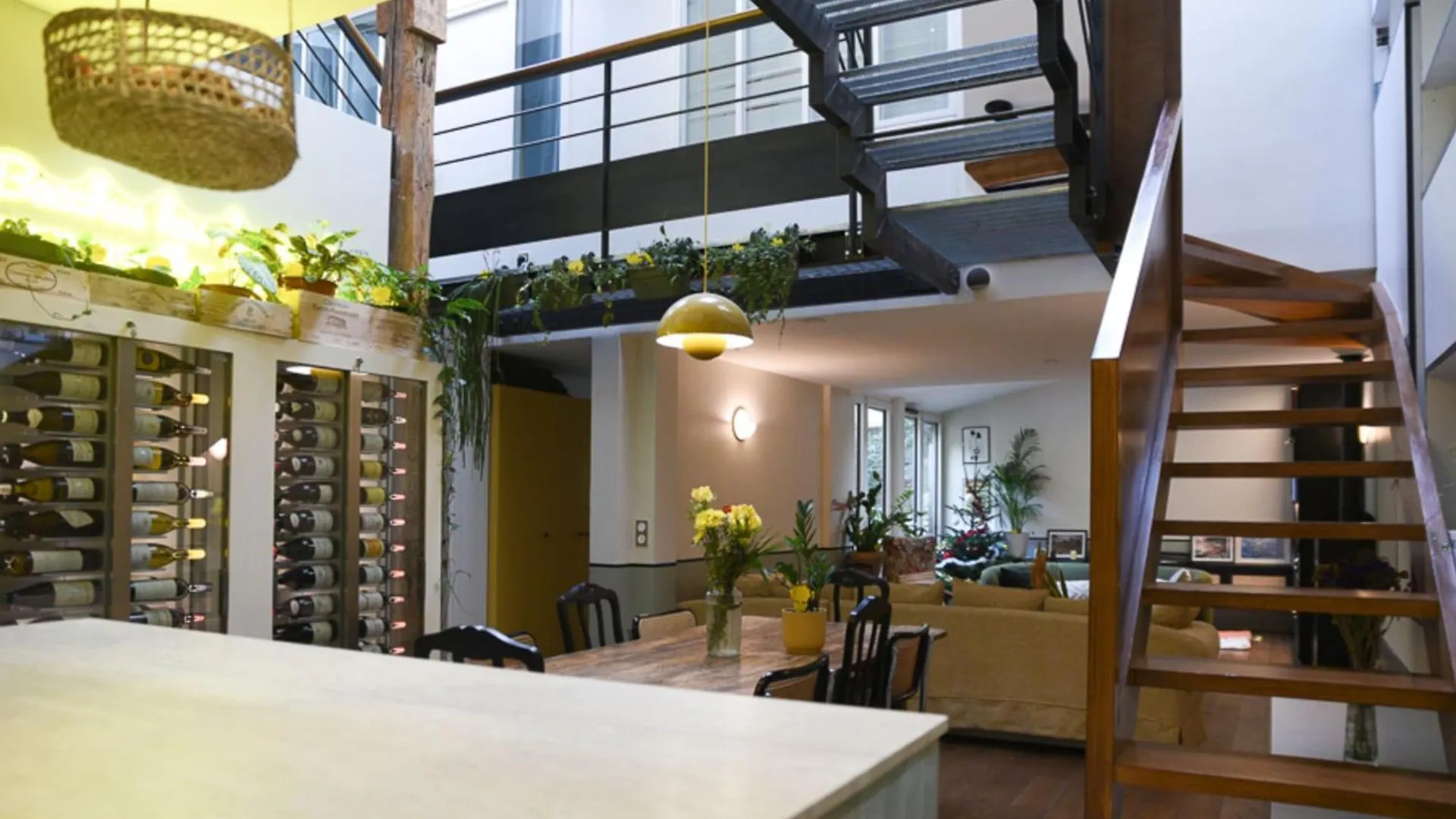 Comfortable 150 M House In The Heart Of